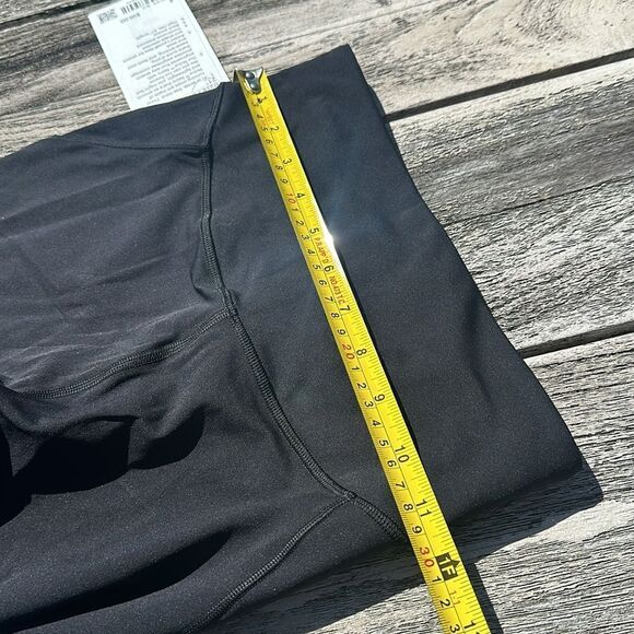 Lululemon Base Pace High-Rise Crop 21" Black size 4 NWT 🖤 - Picture 5 of 5
